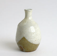 Load image into Gallery viewer, ミニ花器 / 池本窯