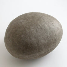 Load image into Gallery viewer, はりこ石 大(いがそめ) / 備中和紙