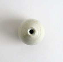 Load image into Gallery viewer, 徳利 / 池本窯
