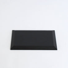 Load image into Gallery viewer, 地固め刷毛目長角台皿(中) / 佐藤智洋