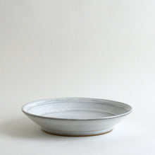 Load image into Gallery viewer, 白釉線刻九寸皿 / 延興寺窯