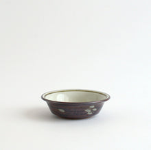 画像をギャラリービューアに読み込む, 梅絵鉢 鉄 小 / 袖師窯