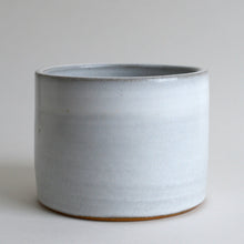 Load image into Gallery viewer, 白釉筒 / 延興寺窯