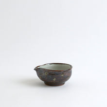 Load image into Gallery viewer, 鉄抜絵煎茶ゆさまし / 袖師窯