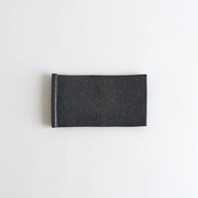 画像をギャラリービューアに読み込む, 炭化脚付板皿 反物 / 日高伸治