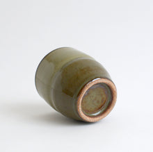 Load image into Gallery viewer, 胴〆 ゆのみ 大 / 袖師窯