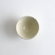 Load image into Gallery viewer, 粉引汲出 / 後藤竜太