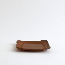 画像をギャラリービューアに読み込む, 備前四方皿S / 森本仁