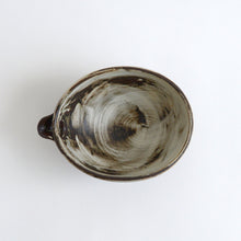 Load image into Gallery viewer, はけ目片口 / 山田隆太郎