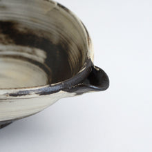 Load image into Gallery viewer, はけ目片口鉢 / 山田隆太郎