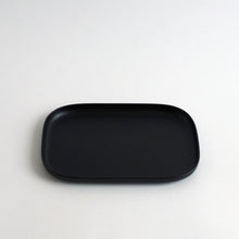 Load image into Gallery viewer, 漆と和紙 丸角トレー中 黒 / ふじい製作所