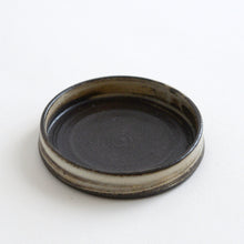 Load image into Gallery viewer, はけ目ドラ皿ミニ / 山田隆太郎