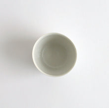 Load image into Gallery viewer, 青白磁蕎麦猪口(S) / 竹下努