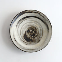 Load image into Gallery viewer, はけ目7寸皿 / 山田隆太郎