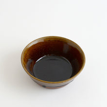 Load image into Gallery viewer, 飴釉切立鉢 / 佐藤大寿