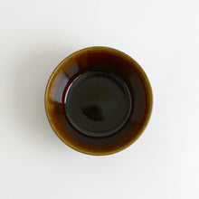 Load image into Gallery viewer, 飴釉切立鉢 / 佐藤大寿