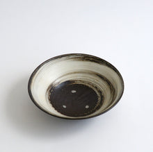 Load image into Gallery viewer, はけ目6寸鉢 / 山田隆太郎