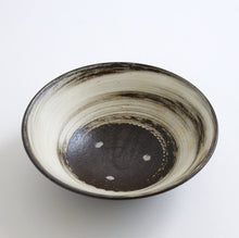 Load image into Gallery viewer, はけ目6寸鉢 / 山田隆太郎