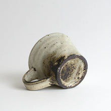 Load image into Gallery viewer, 粉引マグカップ / 山田隆太郎