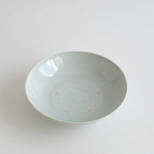 Load image into Gallery viewer, 青白磁八角高台平鉢(6寸) / 竹下努