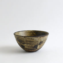 Load image into Gallery viewer, 丸丼(生粉引/粉引) / 山田隆太郎