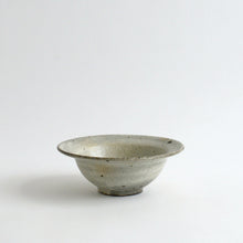 Load image into Gallery viewer, 粉引5寸デザート鉢 / 山田隆太郎