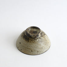 Load image into Gallery viewer, 粉引めし碗 / 山田隆太郎