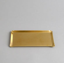 画像をギャラリービューアに読み込む, キャッシュトレイ 長方形 / 竹俣勇壱
