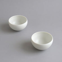画像をギャラリービューアに読み込む, 丸飯碗中(白) / 高久敏士