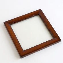Load image into Gallery viewer, 額縁(250x250) / 鳥取民芸木工 福田豊