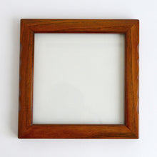 Load image into Gallery viewer, 額縁(255x255) / 鳥取民芸木工 福田豊