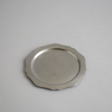 画像をギャラリービューアに読み込む, 輪花皿 S / 竹俣勇壱