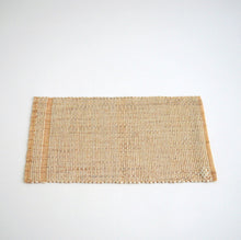 Load image into Gallery viewer, 敷布絹マット / アリサト工房