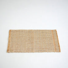 Load image into Gallery viewer, 敷布絹マット / アリサト工房