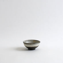 画像をギャラリービューアに読み込む, はけ目ぐい呑み / 山田隆太郎