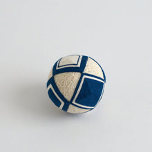 Load image into Gallery viewer, てまり小(ます) / 倉敷てまり