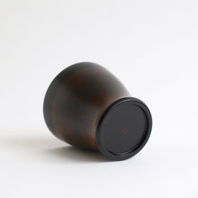 Load image into Gallery viewer, 溜内潤コップ(洋梨型) / 佐藤智洋