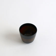 Load image into Gallery viewer, 拭漆ぐい呑み / 佐藤智洋