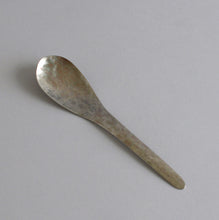 画像をギャラリービューアに読み込む, YT 花弁匙 M / 竹俣勇壱