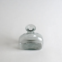 画像をギャラリービューアに読み込む, 一輪挿し(角) / 平田將人