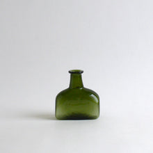 画像をギャラリービューアに読み込む, 一輪挿し(角 MG) / 平田將人