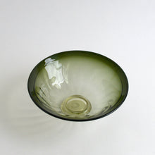 画像をギャラリービューアに読み込む, 鉢(MG) / 平田將人
