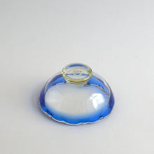 画像をギャラリービューアに読み込む, ルリ色ぼかし稜花小鉢 / 平田將人