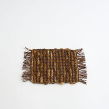 Load image into Gallery viewer, 与那国蚕 コースター / 倉敷本染手織研究所