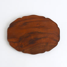 Load image into Gallery viewer, 輪花楕円皿 (8寸 / クラロウォールナット) / 藤崎均