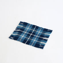 Load image into Gallery viewer, コースター(格子 本藍 1) / 倉敷本染手織研究所