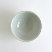 Load image into Gallery viewer, 白磁鎬麺鉢 / 阿南維也
