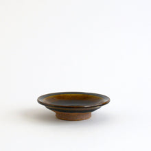 Load image into Gallery viewer, 飴釉取皿 / 佐藤大寿