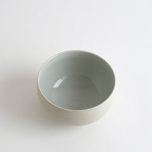 画像をギャラリービューアに読み込む, 白磁掛け分けボウル / 阿南維也