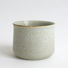 画像をギャラリービューアに読み込む, デザートカップ 粉引 / 小林耶摩人